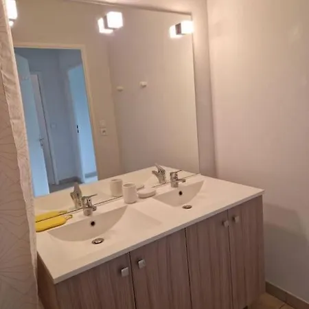 Le Logis Maupassant Apartment La Riviere-Saint-Sauveur